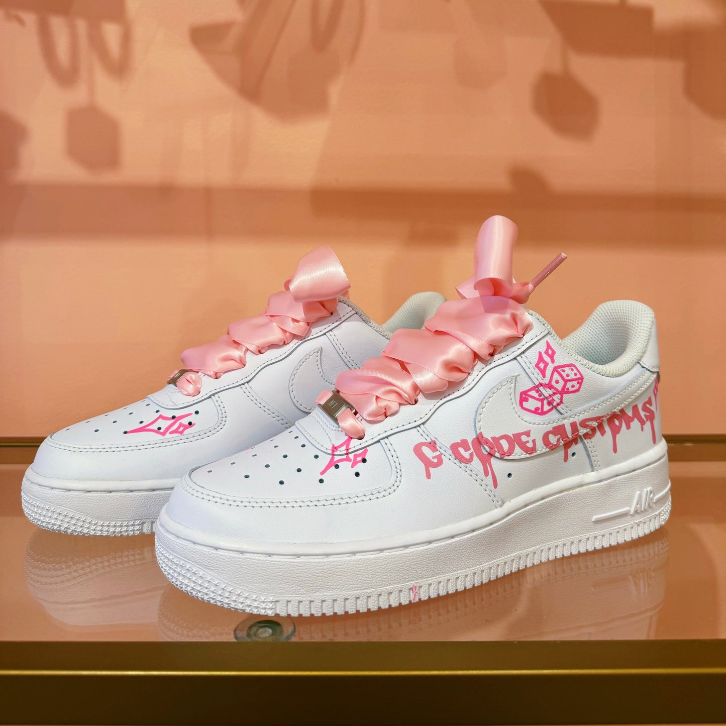 SAMPLE Graffiti V1 Sneaker