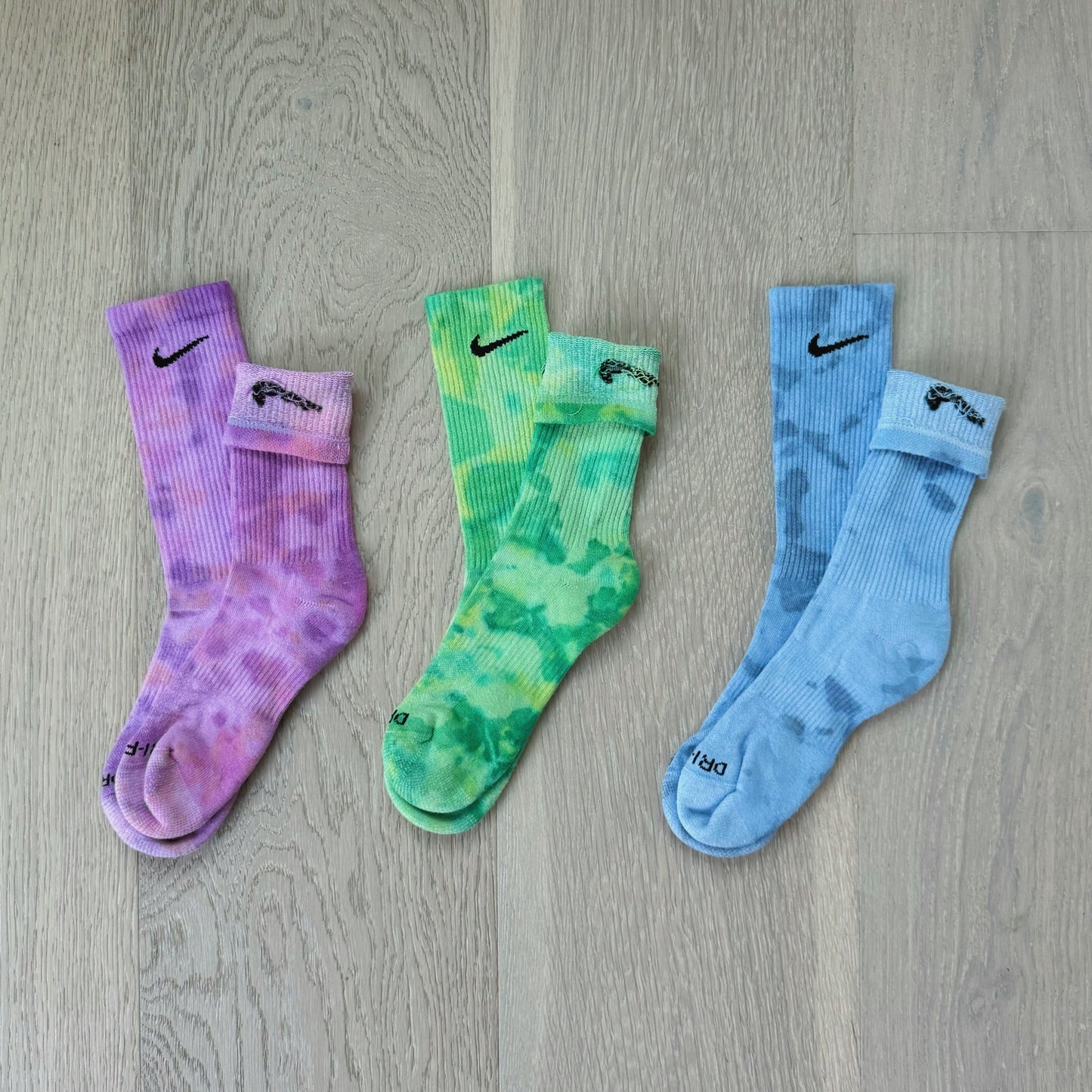 Berry Milkshake Dyed Socks