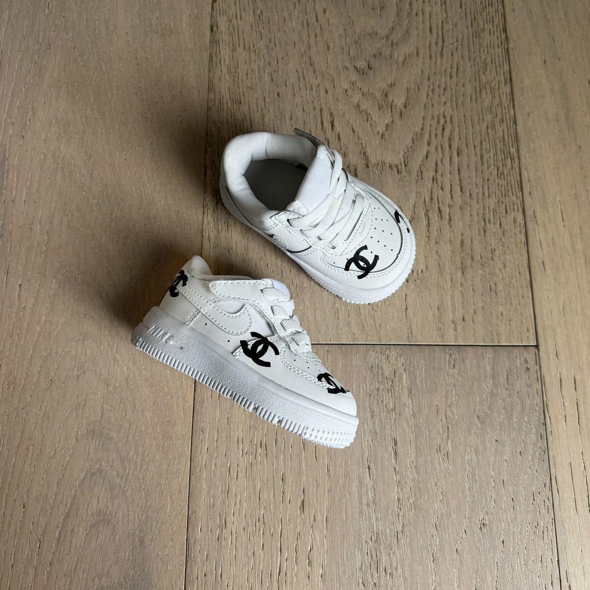 Karlie Easy-On Toddler Sneaker