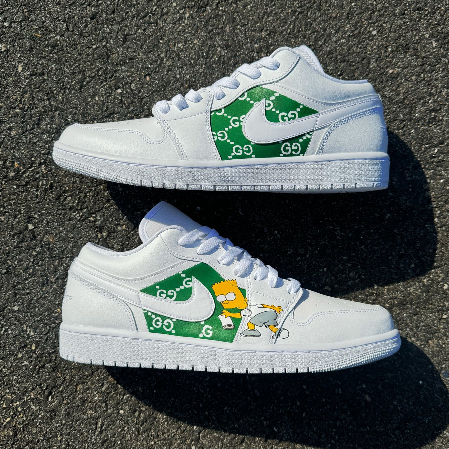 Graffiti Simpson Sneaker